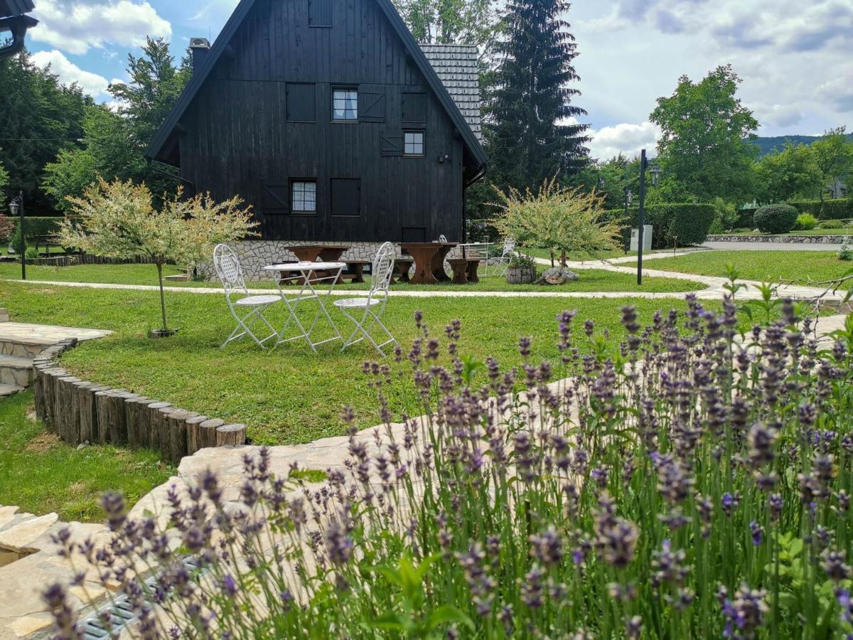 Plitvice Luxury Etno Garden Ξενοδοχείο Plitvička Jezera Εξωτερικό φωτογραφία
